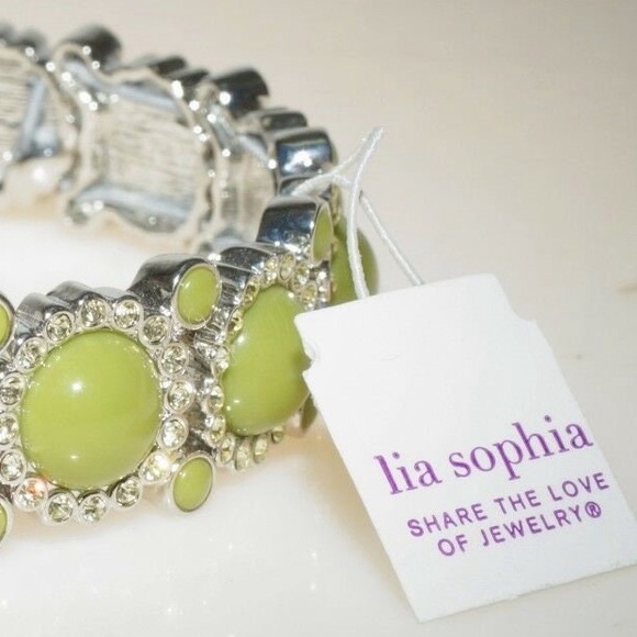 NWT Lia Sophia Green Sparkler Stretch Bracelet with Rhinestones - Picture 3 of 3